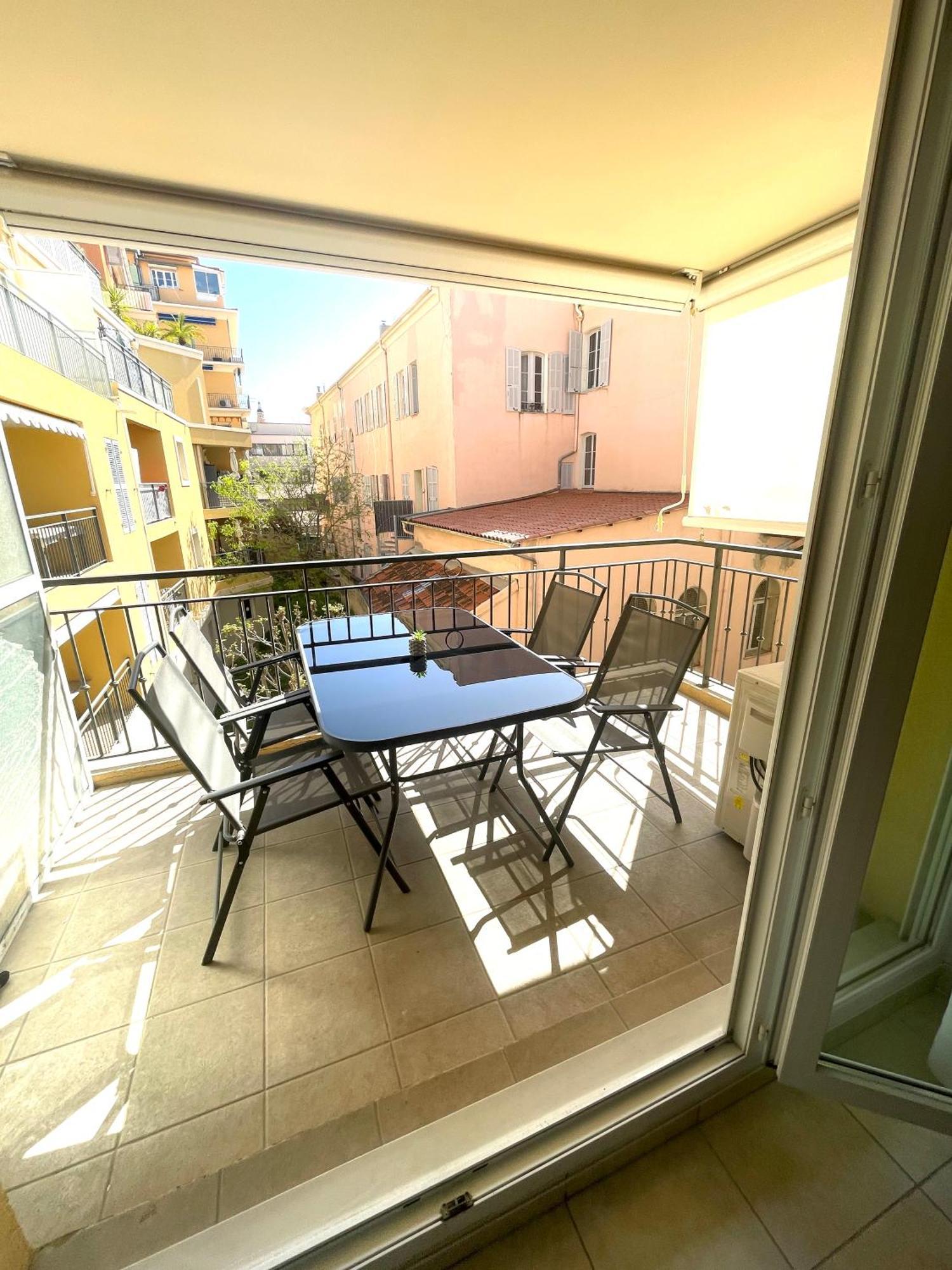Royal Plazza, Beau T2 Centre Ville, Parking Menton Exterior foto